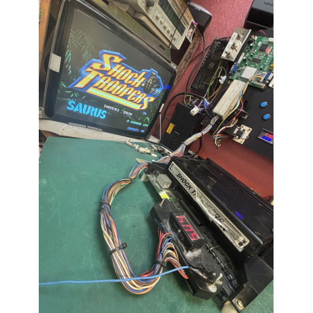 Cartucho original de Neo Geo del juego Shock Troopers.