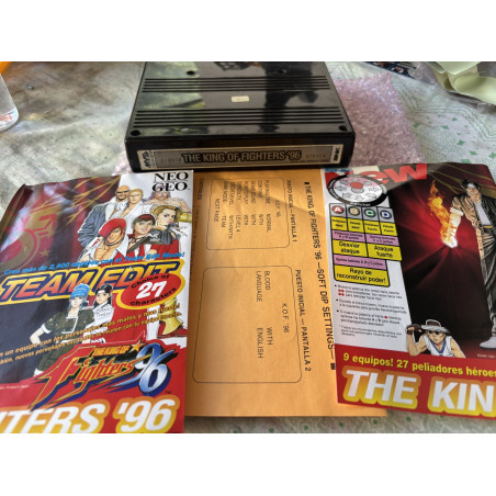 Cartucho original de Neo Geo del juego King of Fighters '96.