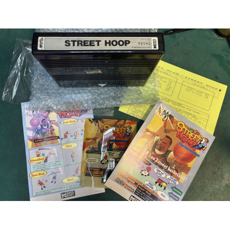 Cartucho original de Neo Geo del juego Street Hoop con documentación.